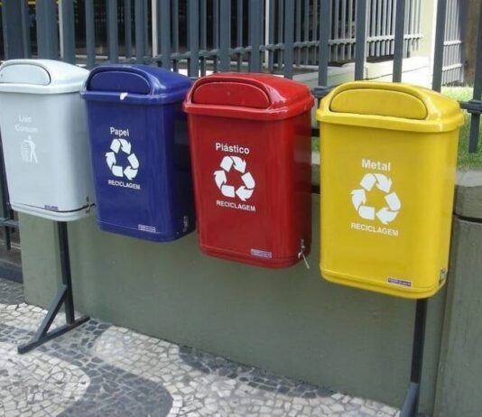 Сортировка мусора в телефоне для черниговцев