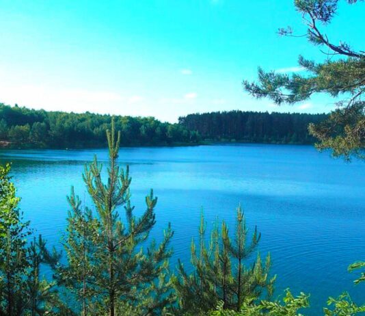 Голубые озера