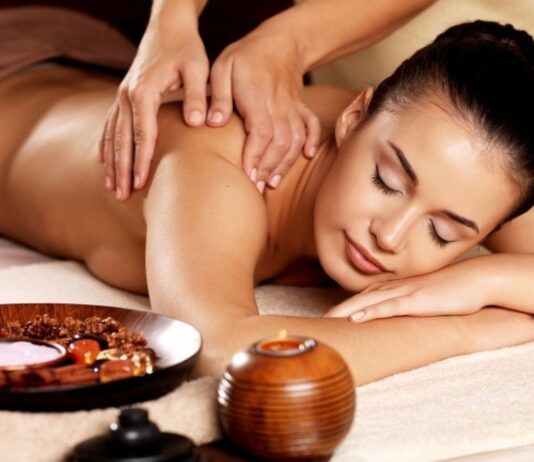 Почему эротический массаж настолько популярен?