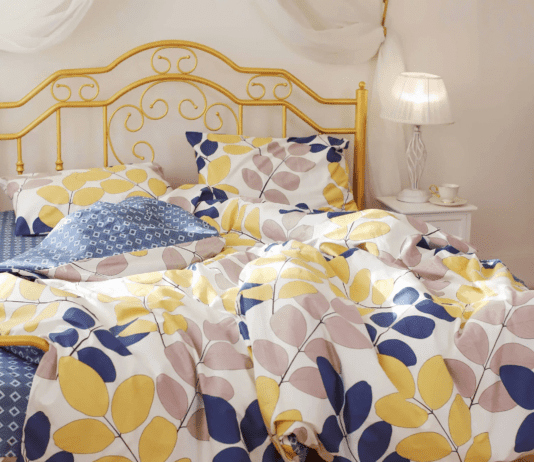 Какое постельное белье лучше: из сатина или бязи