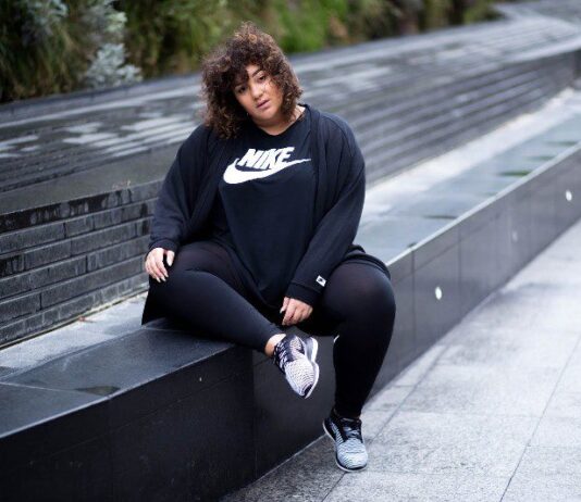 Як вибрати спортивний жіночий костюм у Чернігові?