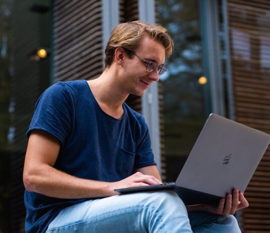 Як обрати надійне онлайн казино: Чому експертні рейтинги є ключем до безпечної гри